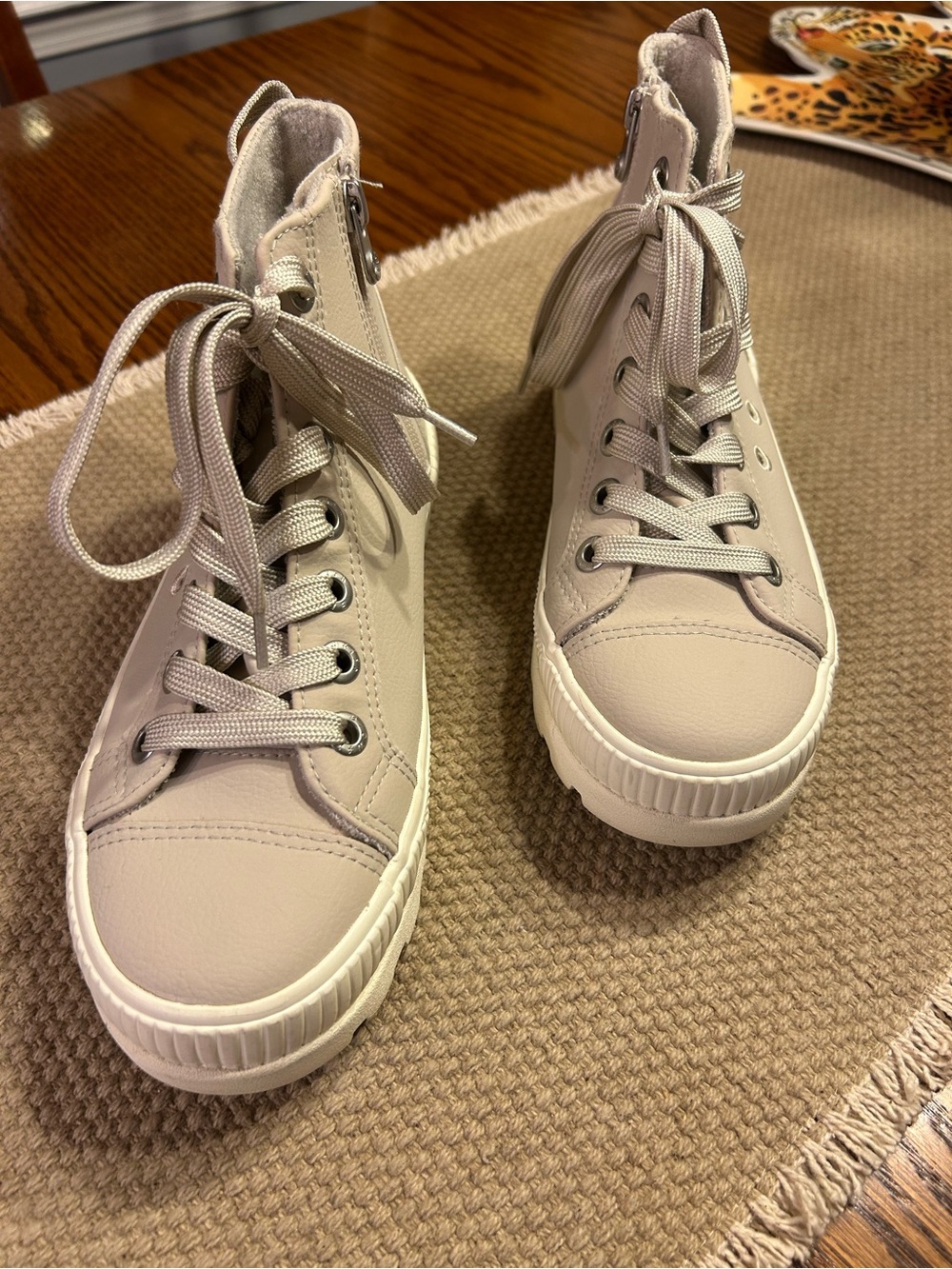 Women’s High-Top Lace-Up Sneakers in Blowfish Malibu 4Earth